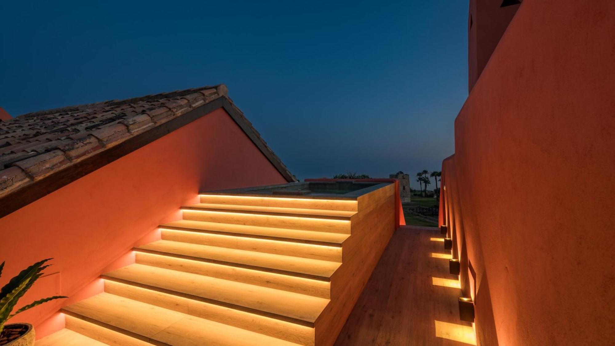 Сasa de vacaciones Vacation Marbella I The Signature Penthouse, Sea View, Sauna, Private Heated Jacuzzi, Cutting-edge Amenities Estepona